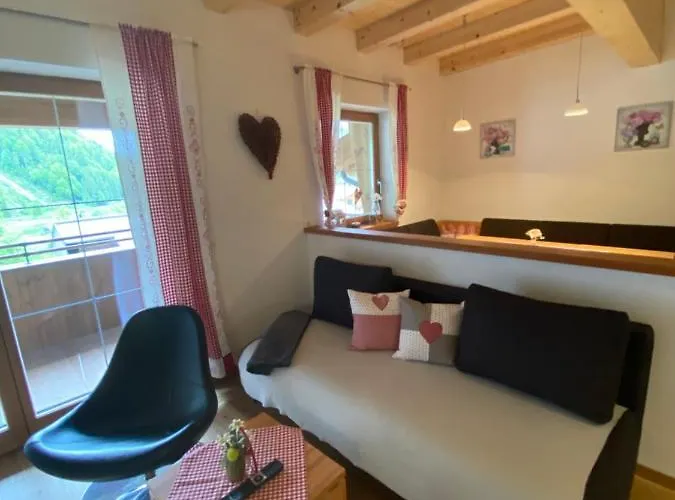 Trixlhof Bed & Breakfast 3*