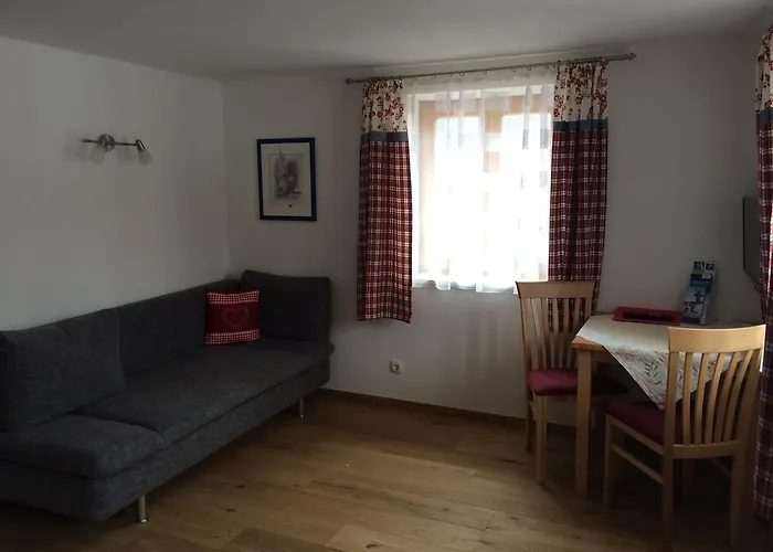 Trixlhof Bed & Breakfast 3*