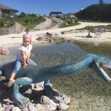 Trixlhof Bed & Breakfast 3*