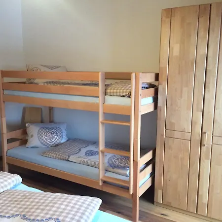 Trixlhof Bed & Breakfast *