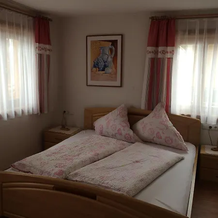 Trixlhof Bed & Breakfast *