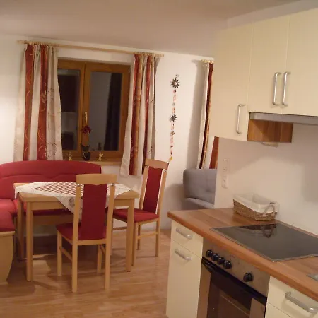 Trixlhof Bed & Breakfast *