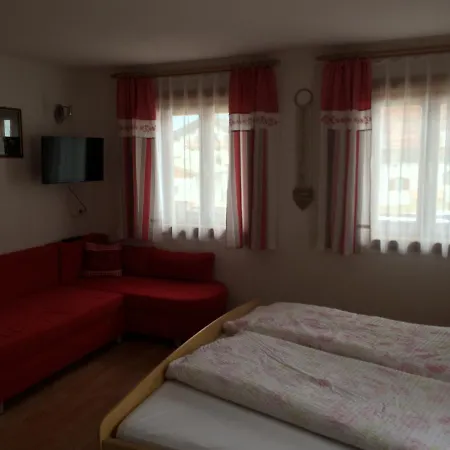 Trixlhof Bed & Breakfast *